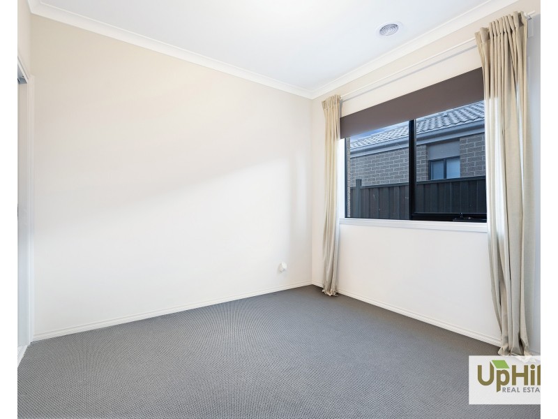 14 Milka Avenue, Clyde North VIC 3978