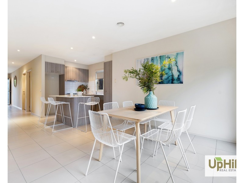 66 Innes Court, Berwick VIC 3806