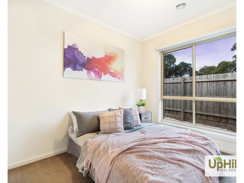 66 Innes Court, Berwick VIC 3806