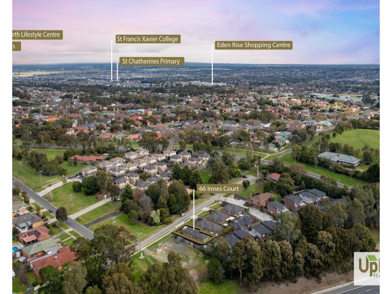 66 Innes Court, Berwick VIC 3806