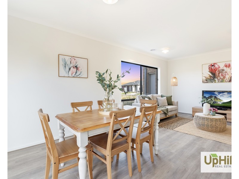 13 Piero Street, Clyde VIC 3978