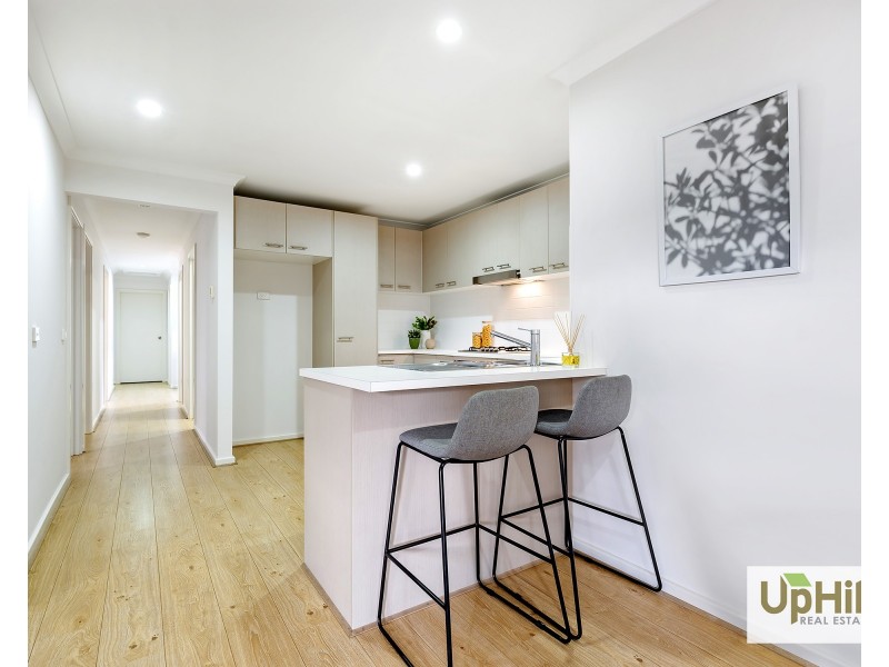 24 Bimberry Circuit, Clyde VIC 3978