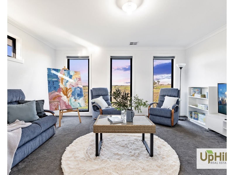 12  Treehouse Avenue, Clyde VIC 3978