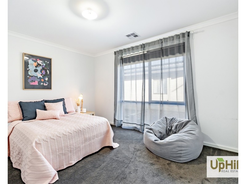 12  Treehouse Avenue, Clyde VIC 3978