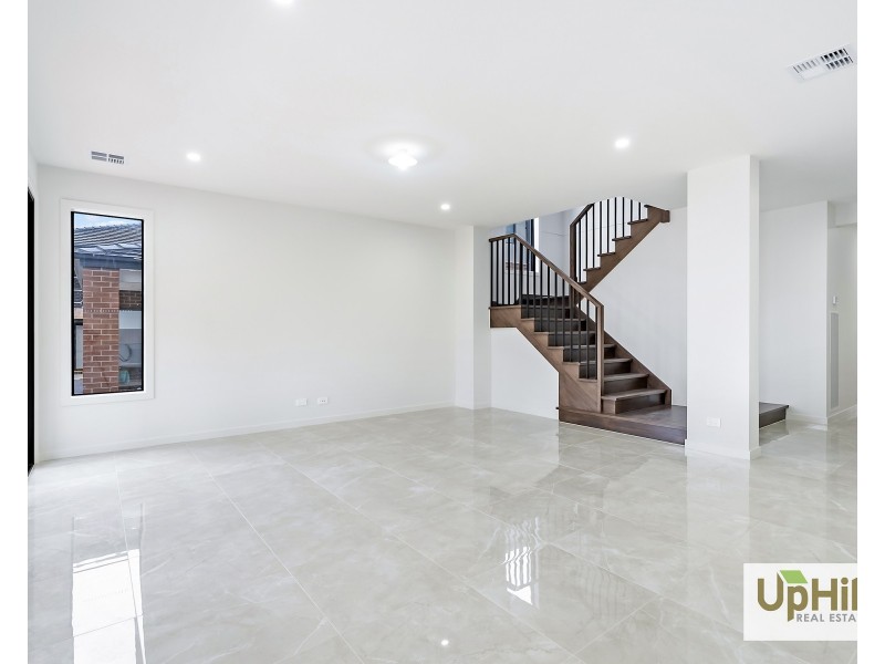 13 Berrenda Street, Clyde North VIC 3978