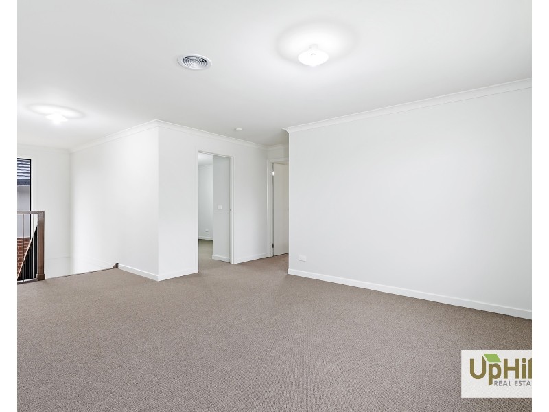 13 Berrenda Street, Clyde North VIC 3978