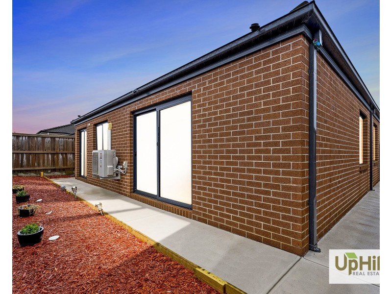 7 Terra Firma Circuit, Clyde VIC 3978