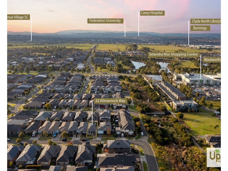 22 Kilmarnock Way, Clyde North VIC 3978