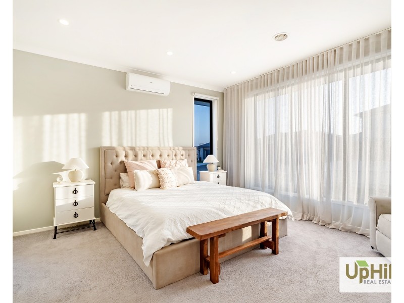 49 Galveston Road, Clyde VIC 3978