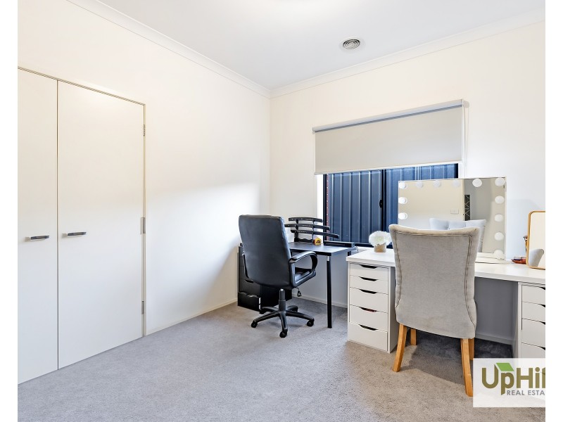 49 Galveston Road, Clyde VIC 3978