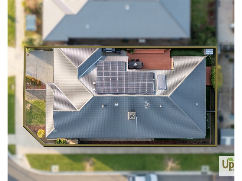 49 Galveston Road, Clyde VIC 3978