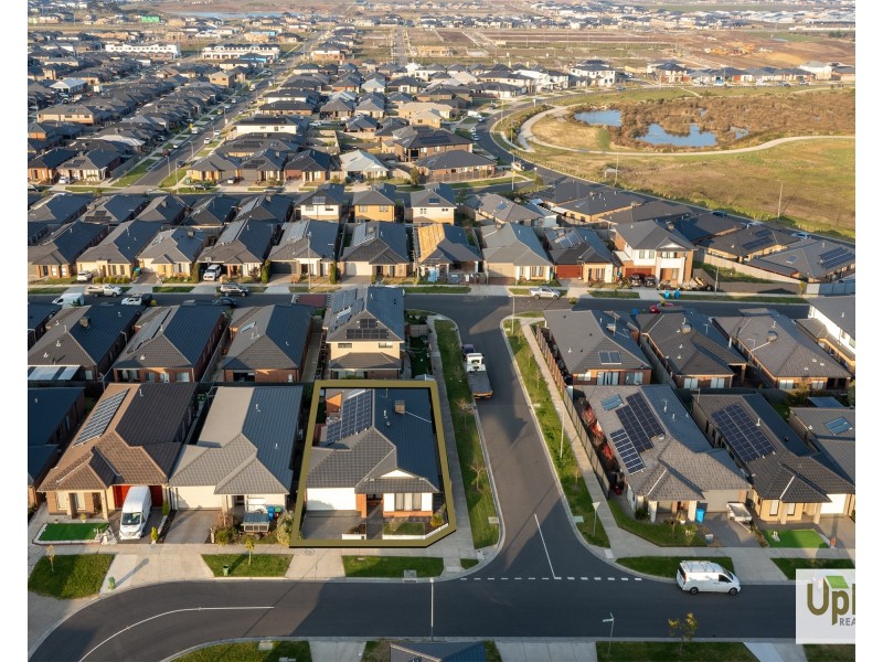 49 Galveston Road, Clyde VIC 3978