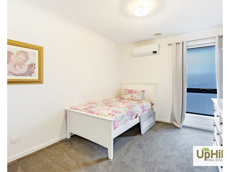 15 Emery Drive, Clyde North VIC 3978