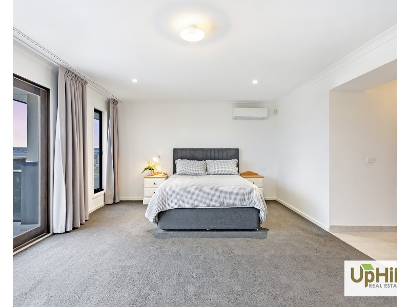 15 Emery Drive, Clyde North VIC 3978