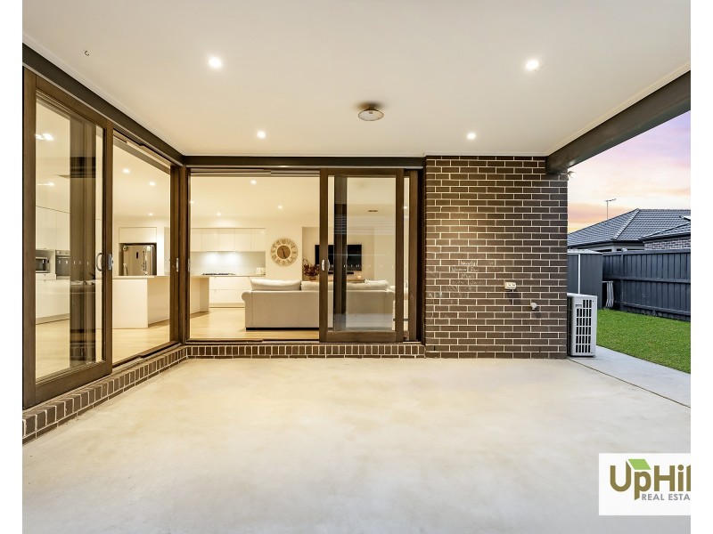 15 Emery Drive, Clyde North VIC 3978