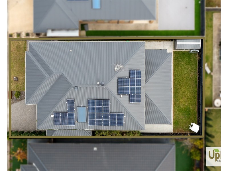 15 Emery Drive, Clyde North VIC 3978