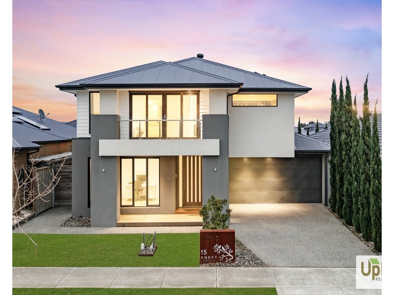 15 Emery Drive, Clyde North VIC 3978