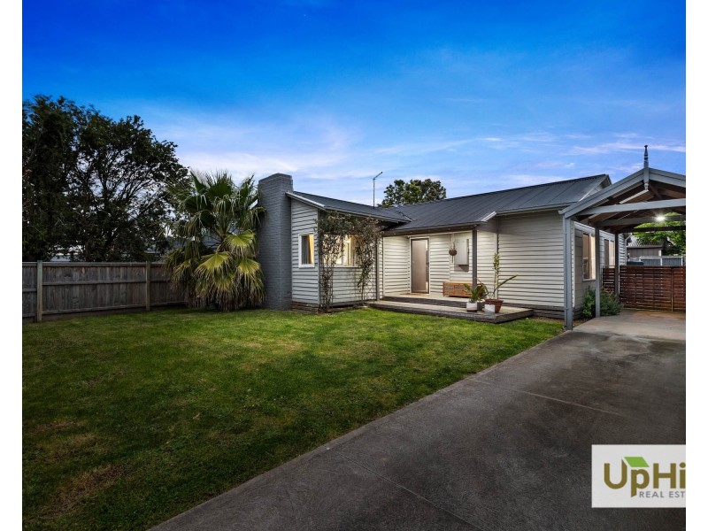 18 Sybella Avenue, Koo Wee Rup VIC 3981