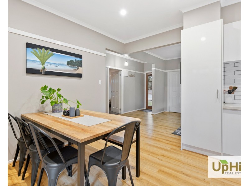 18 Sybella Avenue, Koo Wee Rup VIC 3981