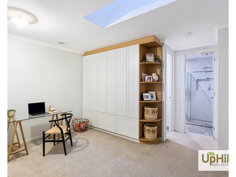 13 Picnic Avenue, Clyde North VIC 3978