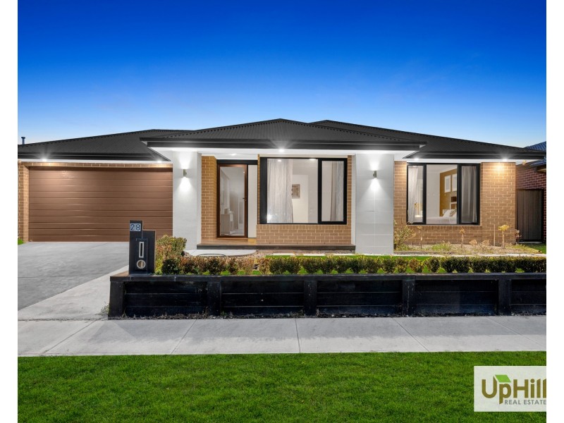 28 Bellhaven Circuit, Clyde North VIC 3978