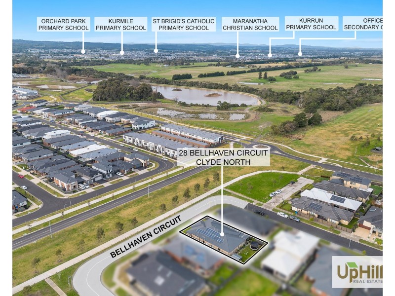 28 Bellhaven Circuit, Clyde North VIC 3978