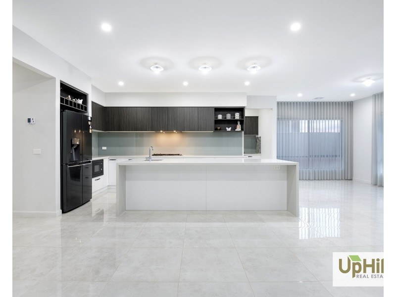 50 Generation Drive, Clyde North VIC 3978