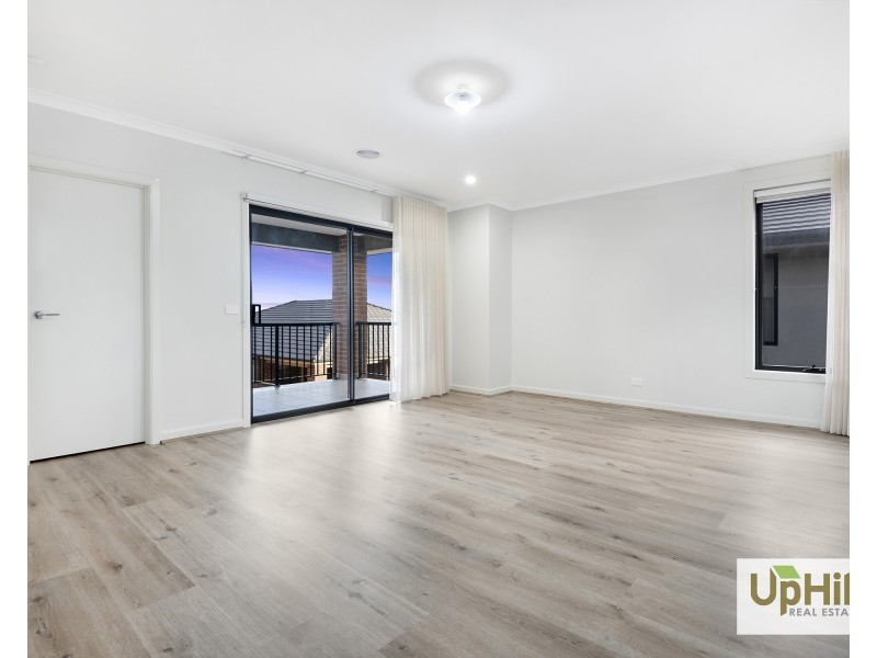 50 Generation Drive, Clyde North VIC 3978