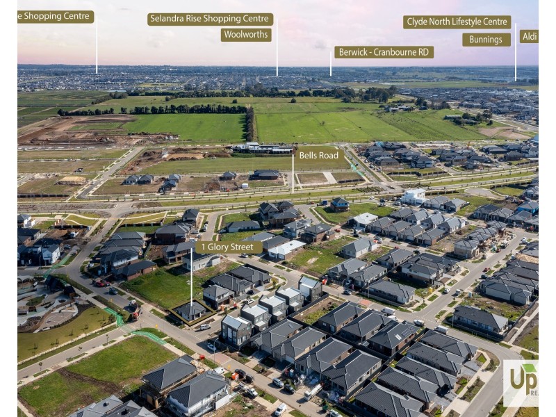 1 Glory Street, Clyde North VIC 3978