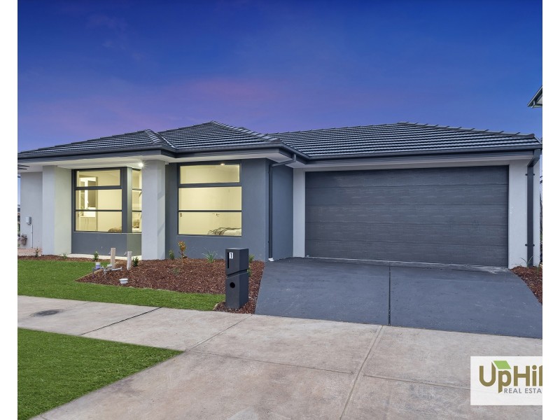 1 Glory Street, Clyde North VIC 3978