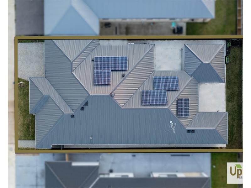 36 Vielo Circuit, Clyde North VIC 3978