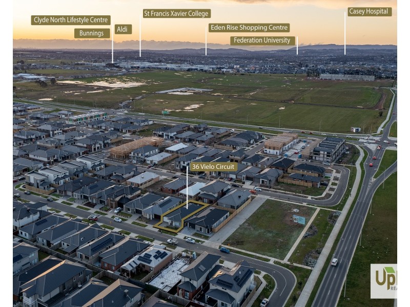 36 Vielo Circuit, Clyde North VIC 3978