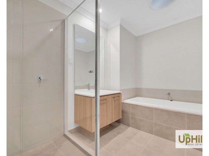 46 Treehouse Avenue, Clyde VIC 3978