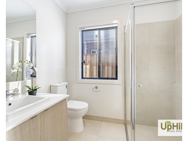 11 Boboli Avenue, Clyde North VIC 3978