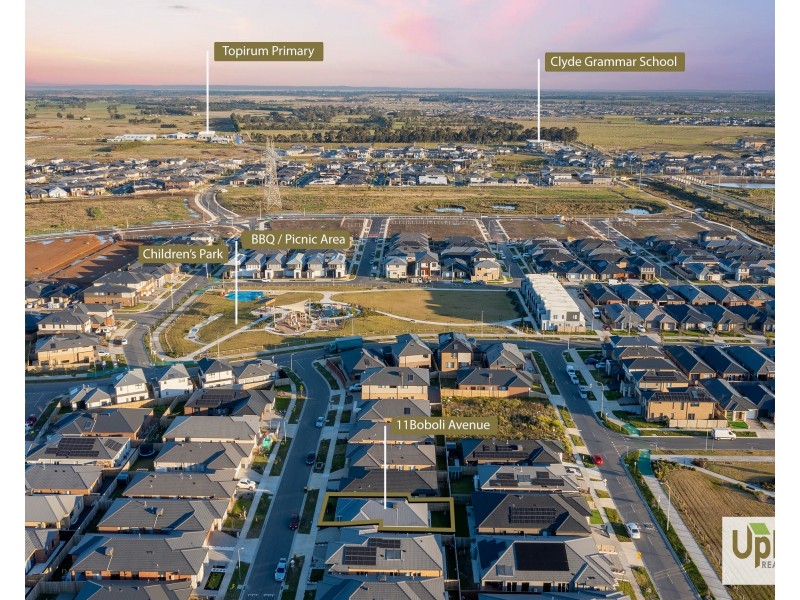 11 Boboli Avenue, Clyde North VIC 3978