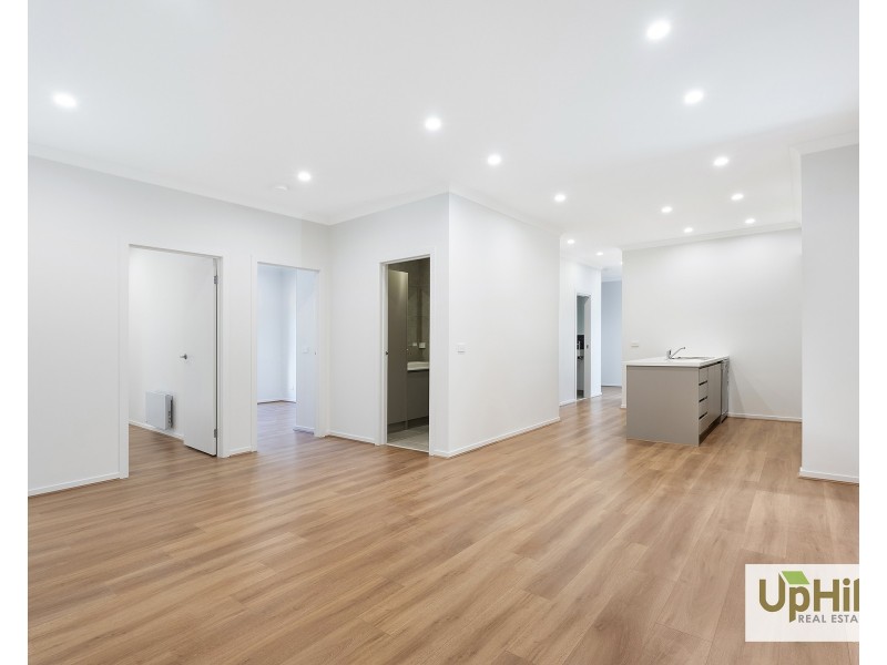 77 Plymouth Boulevard, Clyde North VIC 3978