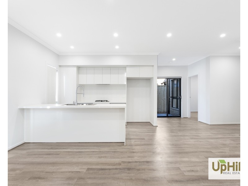 79 Plymouth Boulevard, Clyde North VIC 3978