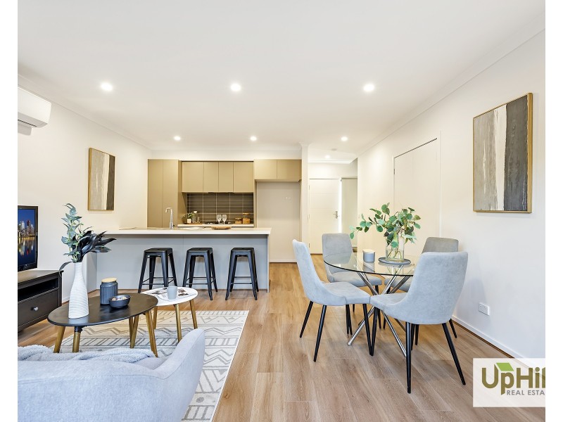 2 Seve Walk, Clyde North VIC 3978