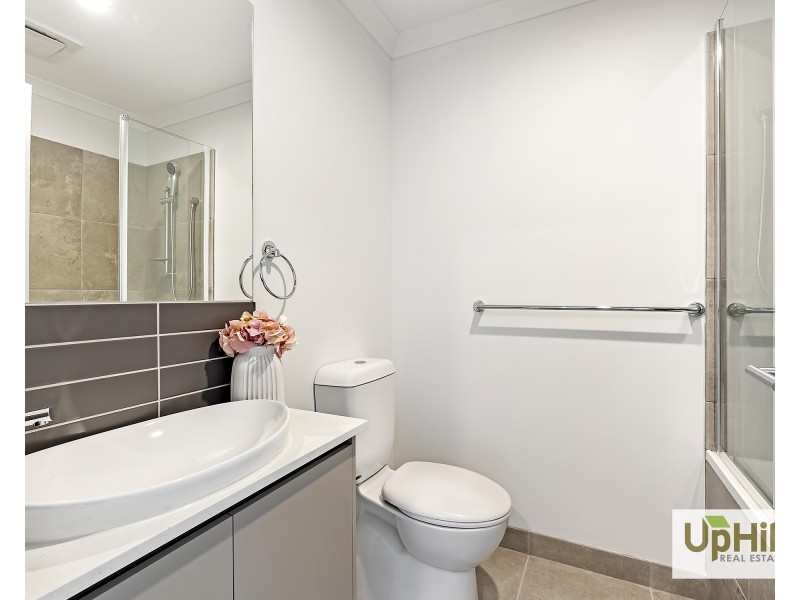 2 Seve Walk, Clyde North VIC 3978