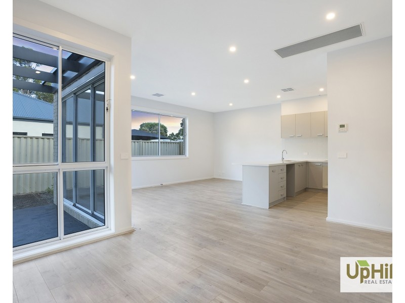 2/148 Princes Highway, Pakenham VIC 3810