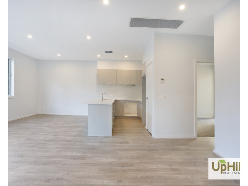 2/148 Princes Highway, Pakenham VIC 3810