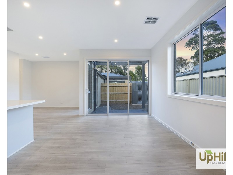 2/148 Princes Highway, Pakenham VIC 3810