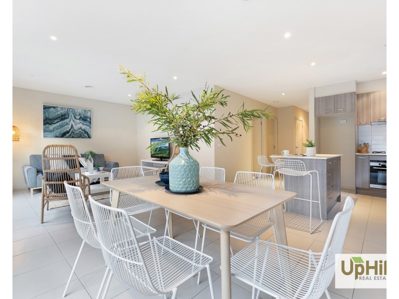 66 Innes Court, Berwick VIC 3806