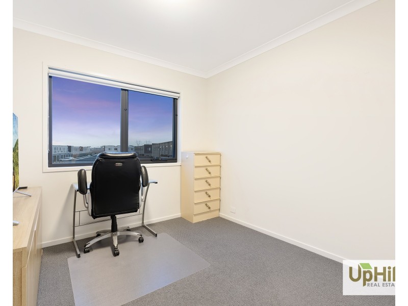 11 Davland Street, Clyde North VIC 3978