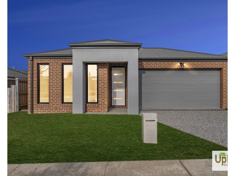 23 Winnows Street, Officer VIC 3809