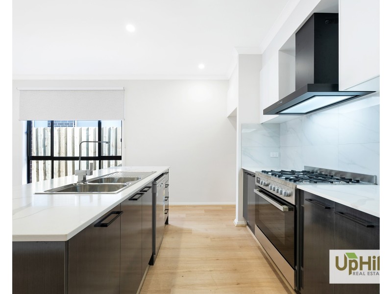 23 Winnows Street, Officer VIC 3809