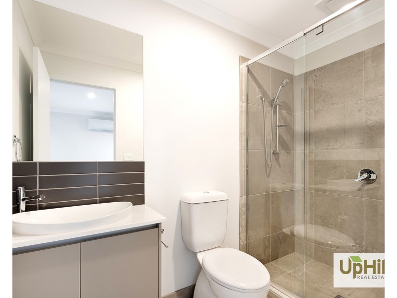 3 Seve Walk, Clyde North VIC 3978