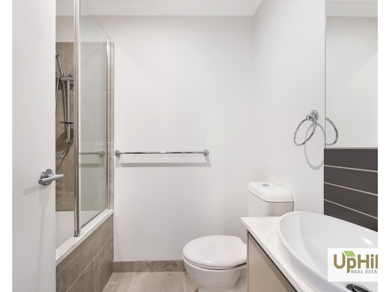 3 Seve Walk, Clyde North VIC 3978