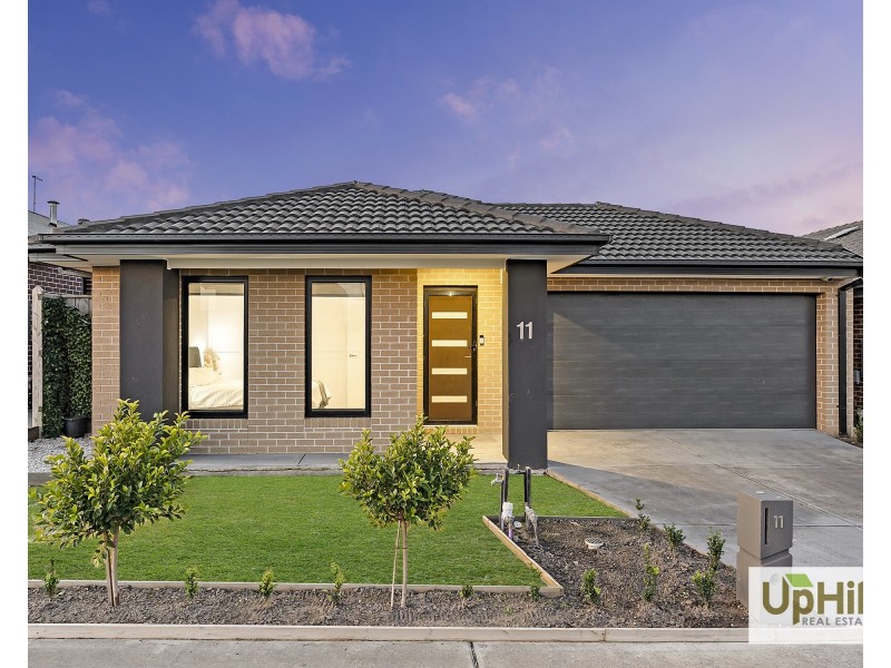 11 Moorgate Road, Clyde North VIC 3978