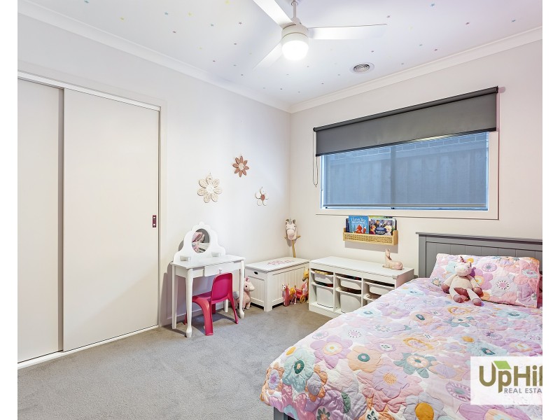 11 Moorgate Road, Clyde North VIC 3978